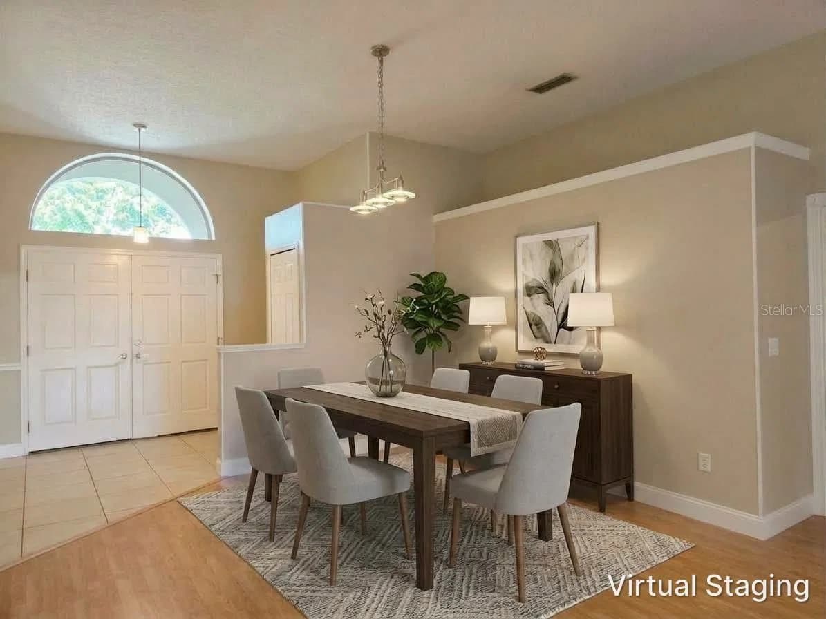 Photo 4 of 9403 LARKBUNTING Drive