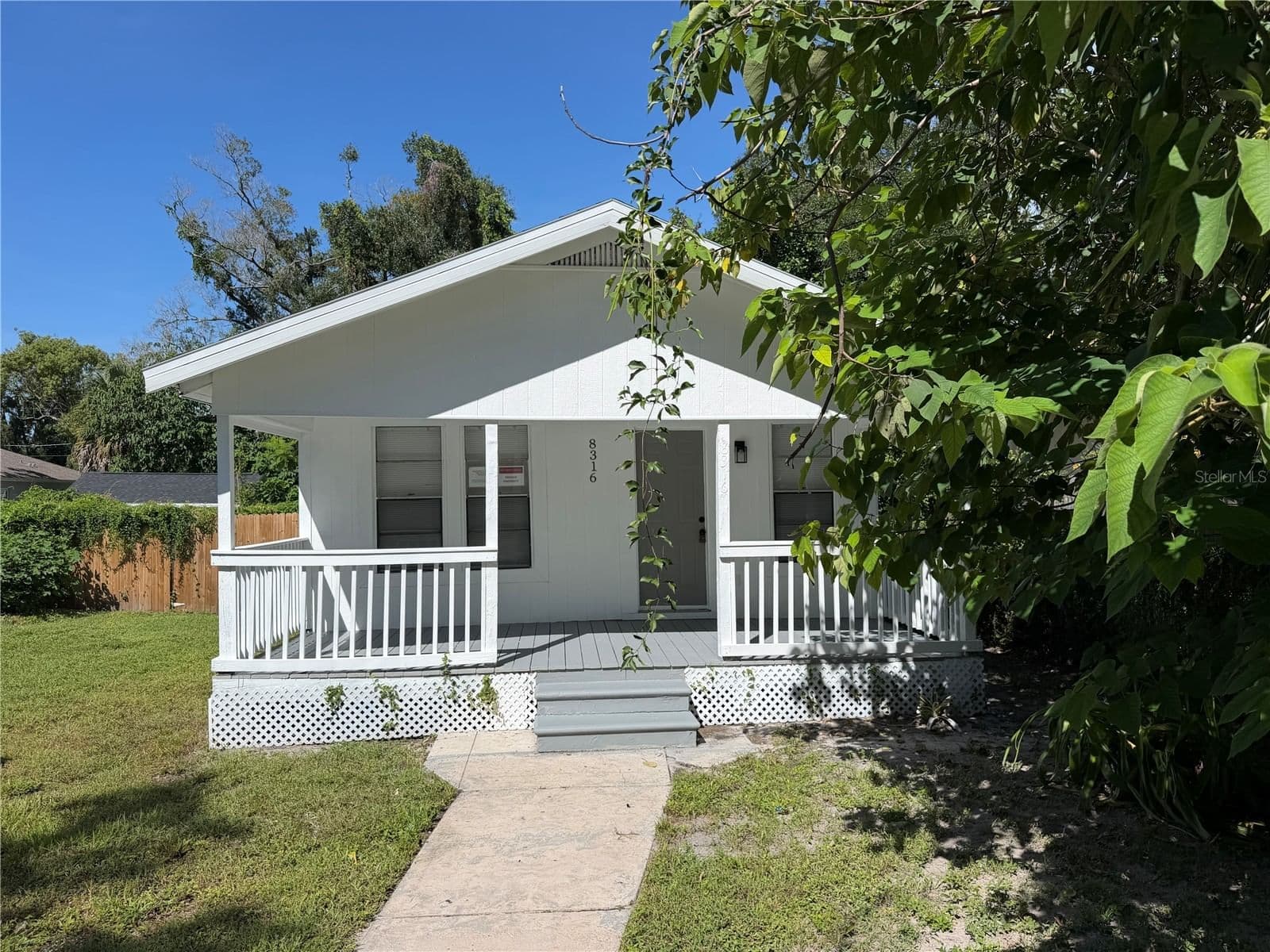 Photo 2 of 8316 KLONDYKE Street