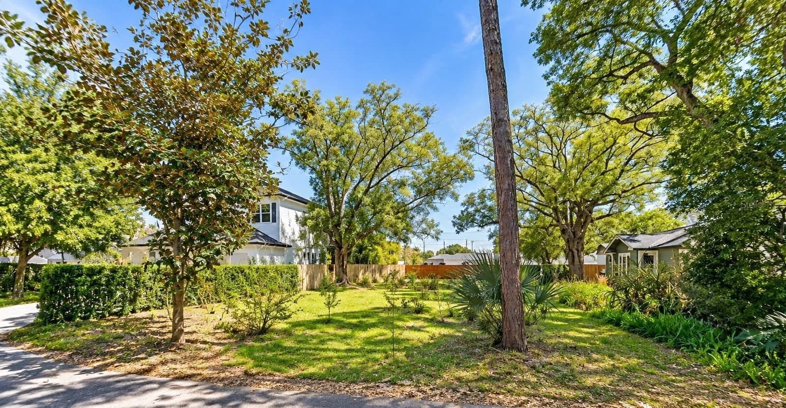 3509 PINETREE Road