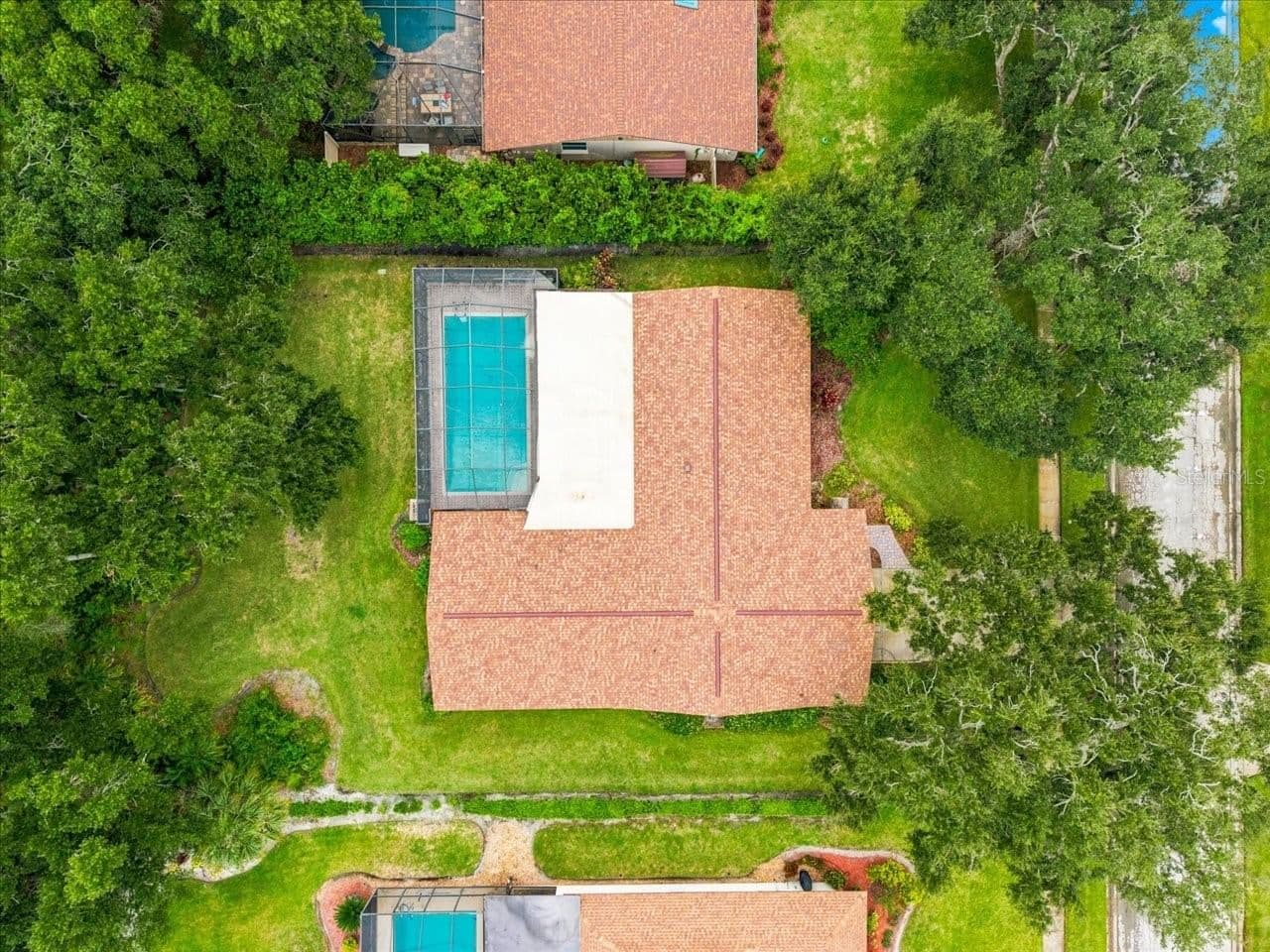 Photo 5 of 13903 MIDDLE PARK Drive