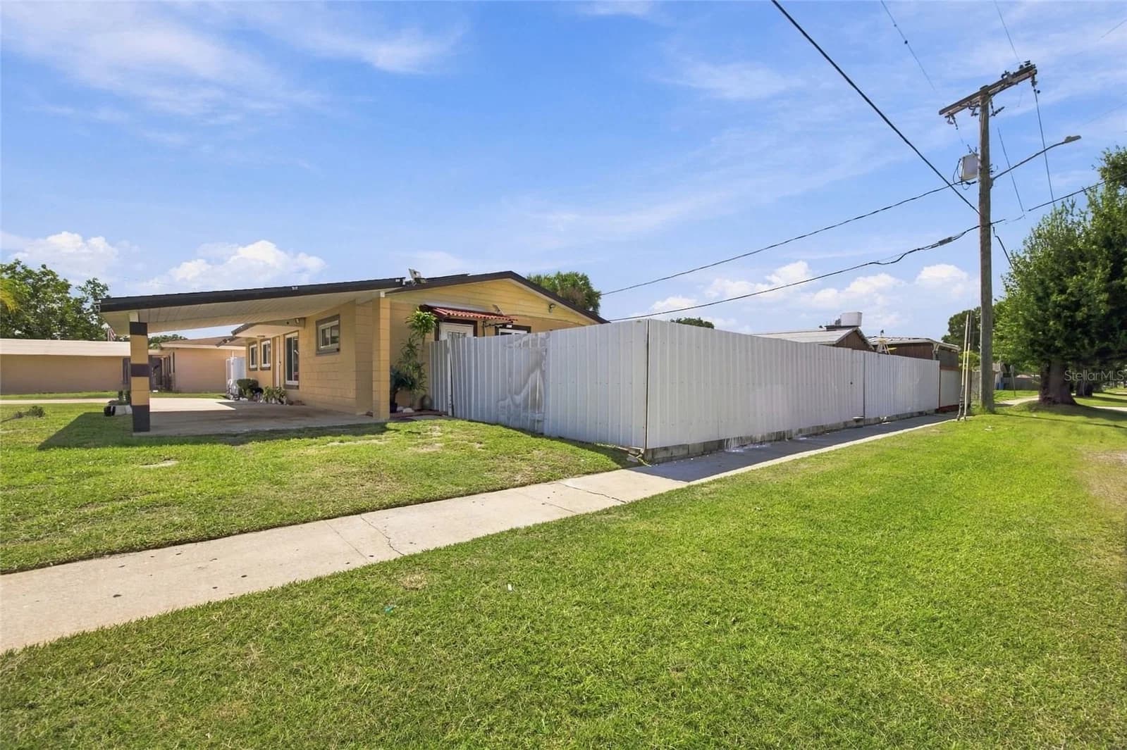 1201 JULIAN LANE Drive