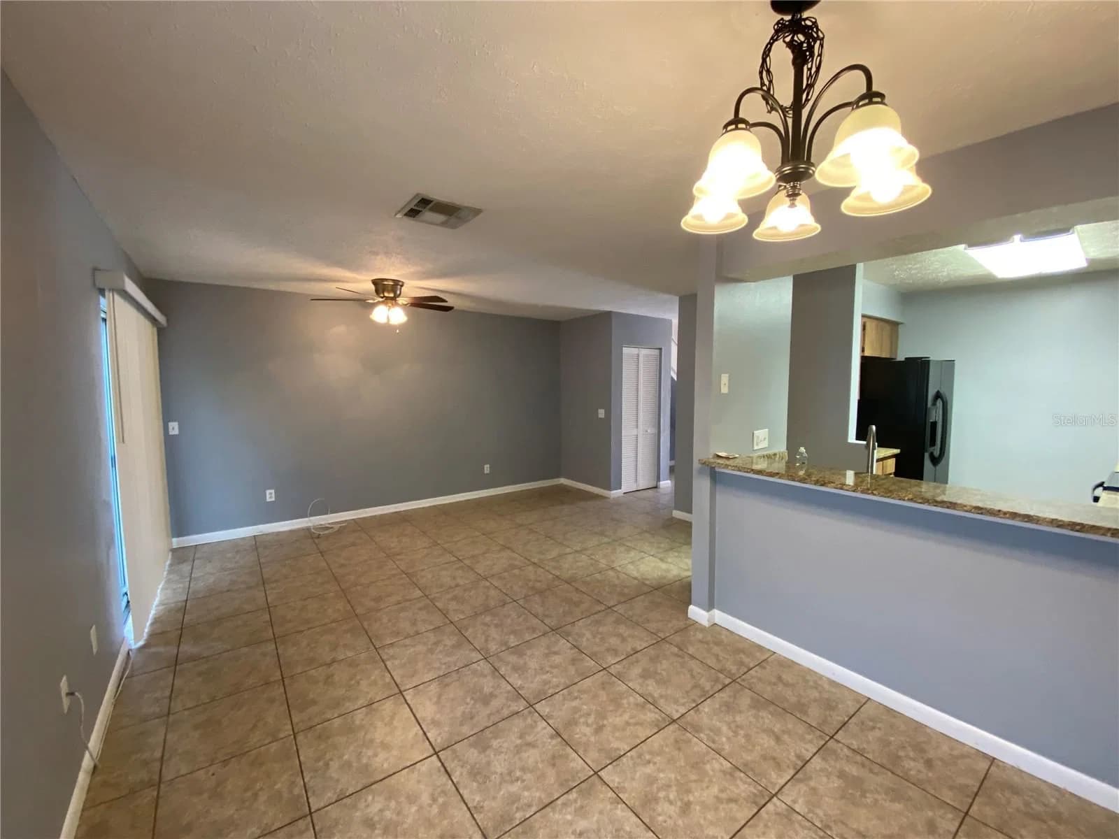 Photo 4 of 9459 FOREST HILLS Circle
