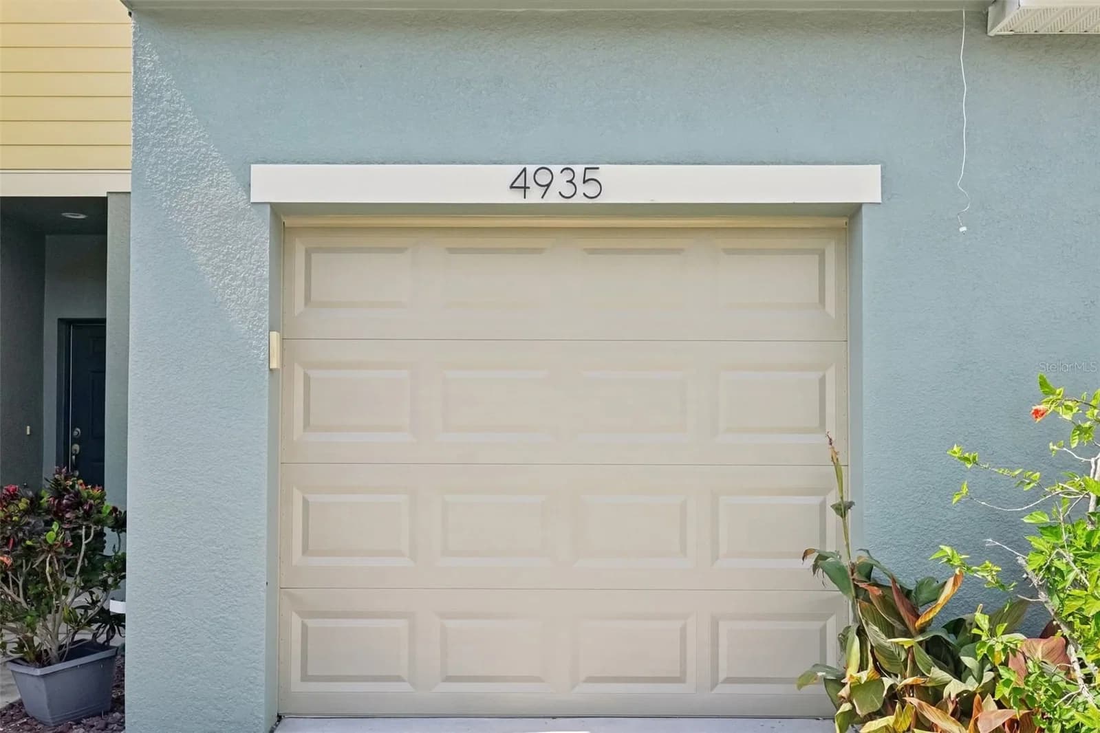 Photo 4 of 4935 WHITE SANDERLING Court