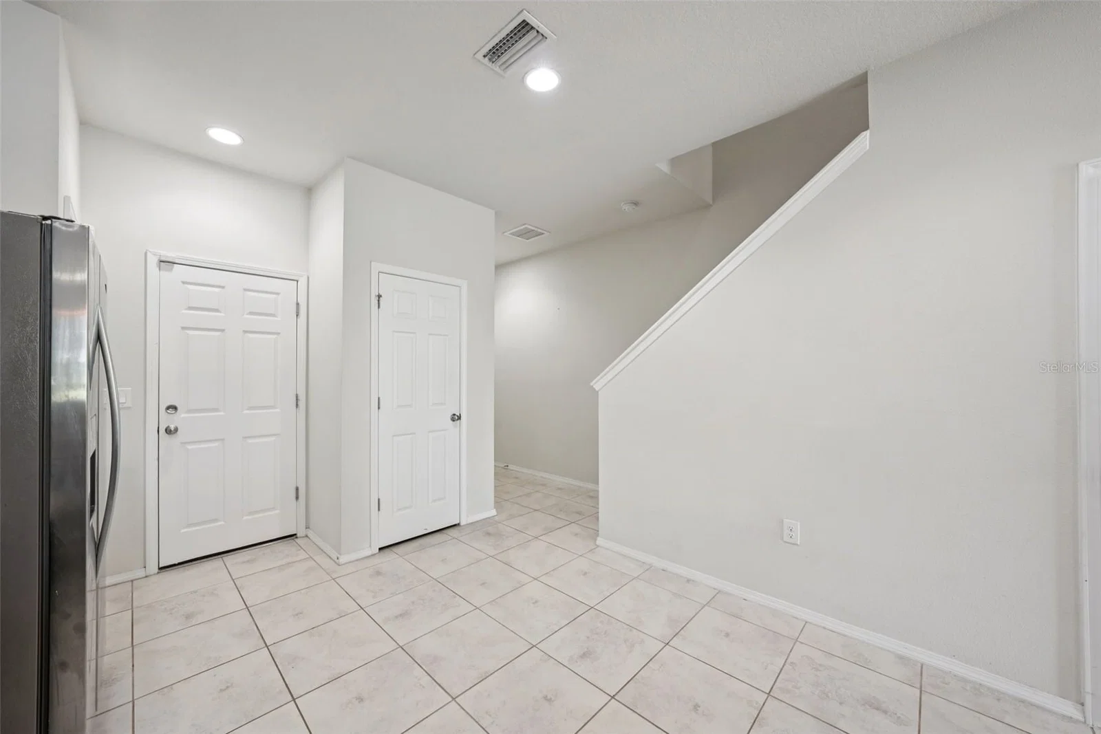 Photo 5 of 4935 WHITE SANDERLING Court