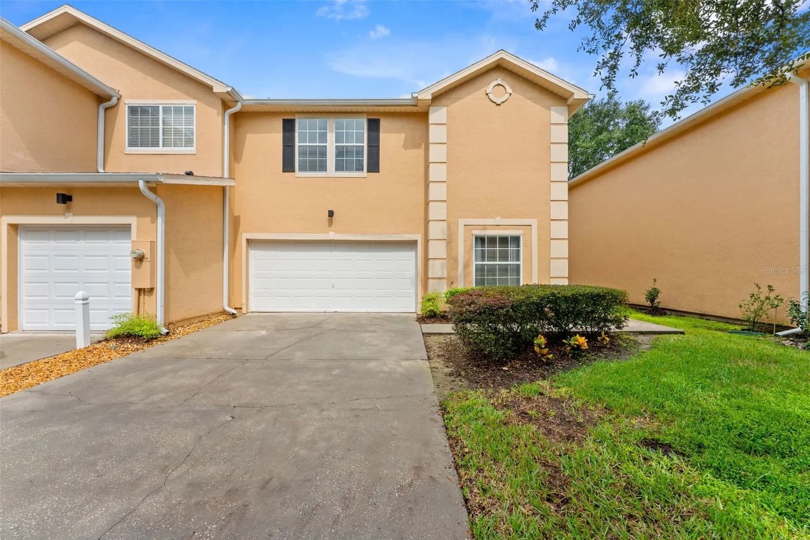 16309 NEWBURY PALMS Court