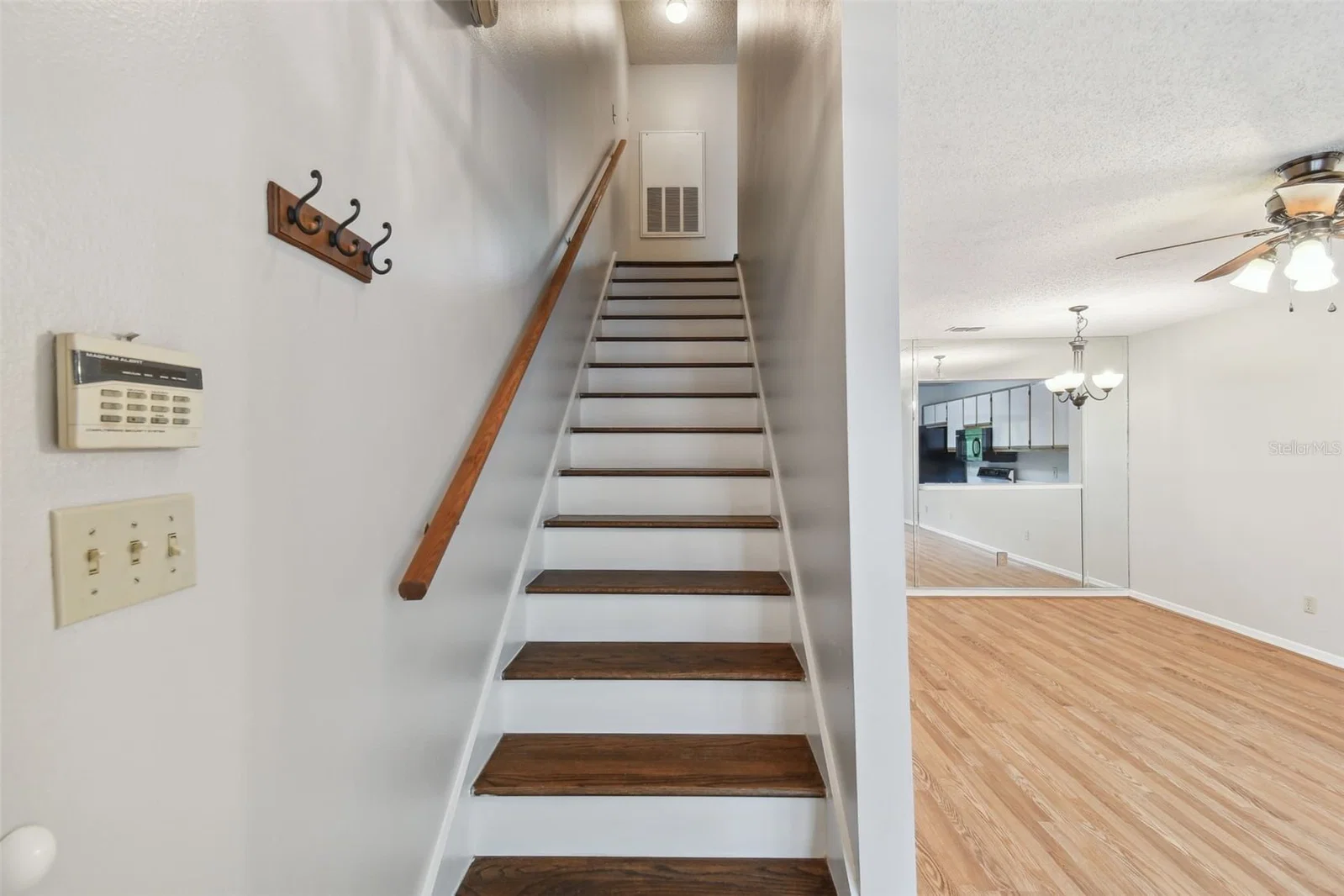 Photo 4 of 5100 BURCHETTE Road #1804