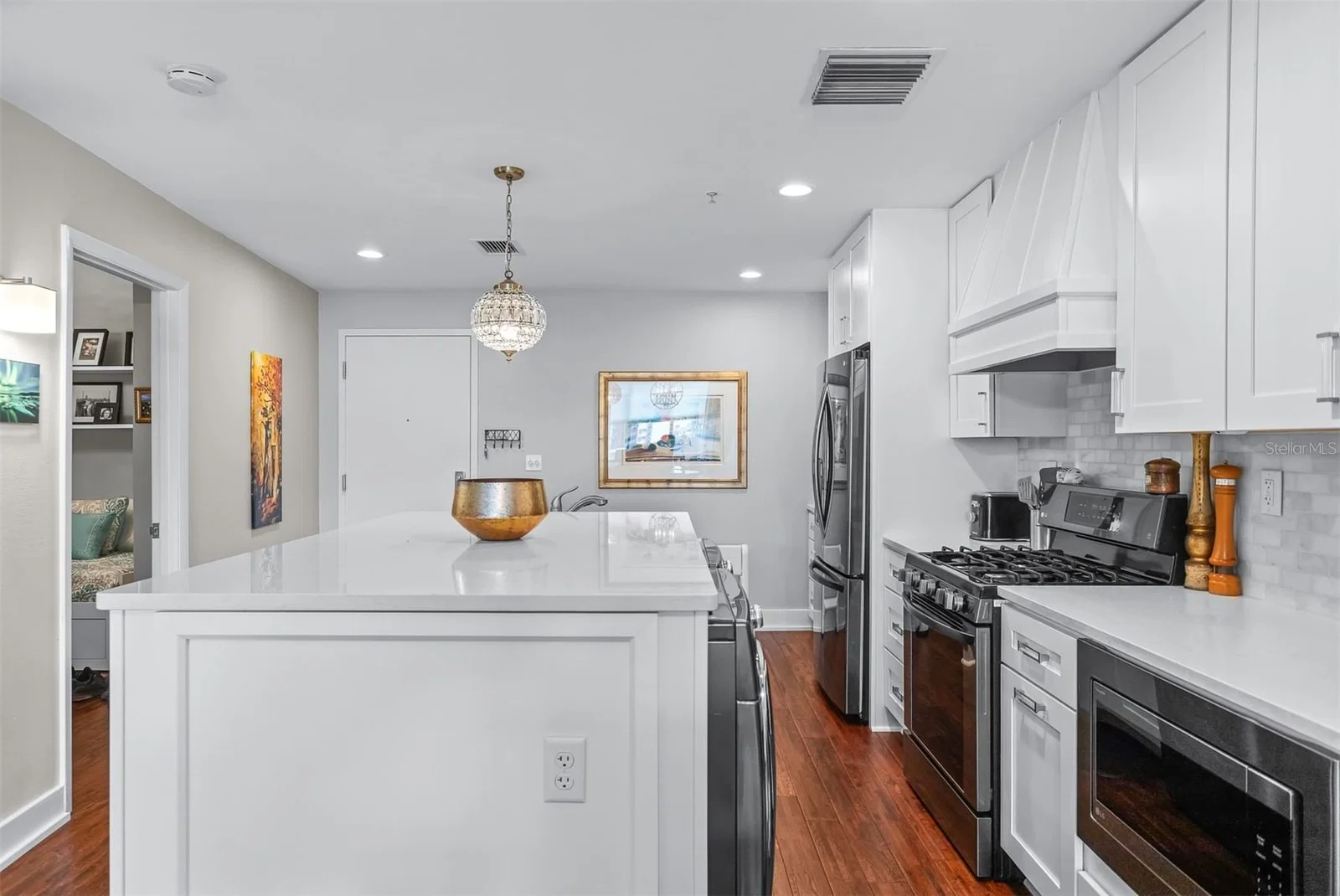1208 KENNEDY Boulevard #518