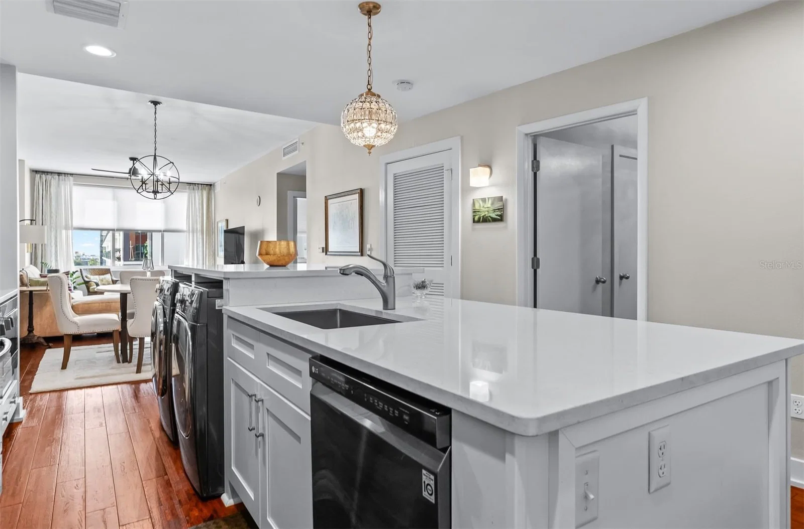 Photo 4 of 1208 KENNEDY Boulevard #518