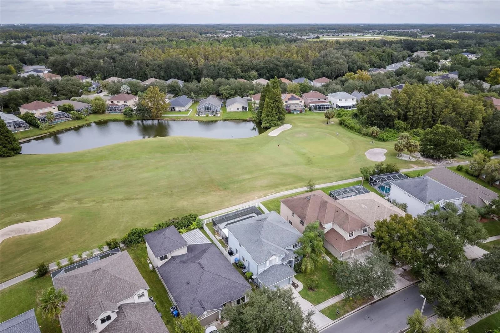 Photo 4 of 18182 SANDY POINTE Drive