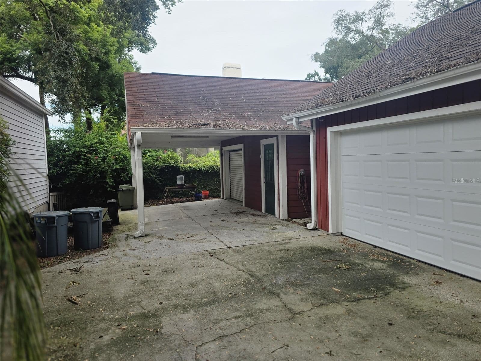Photo 4 of 2219 SHADEHILL Court