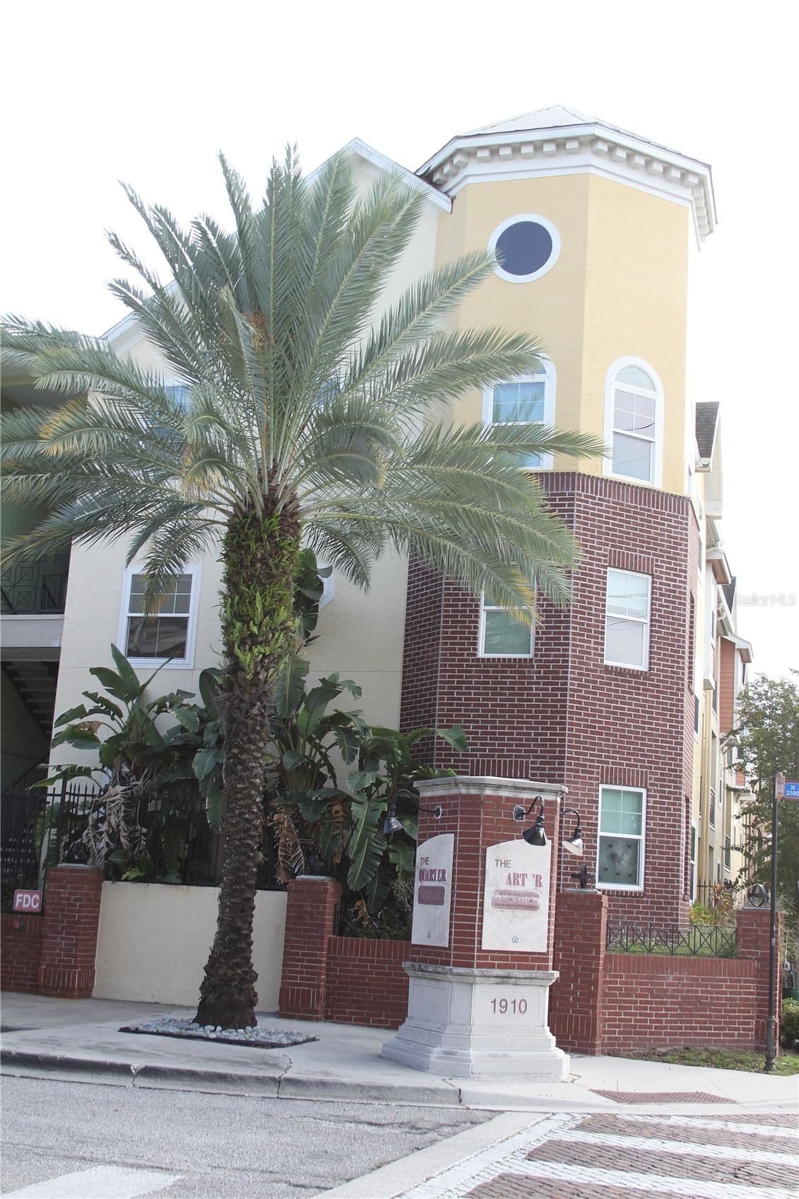 1910 PALM Avenue #9201