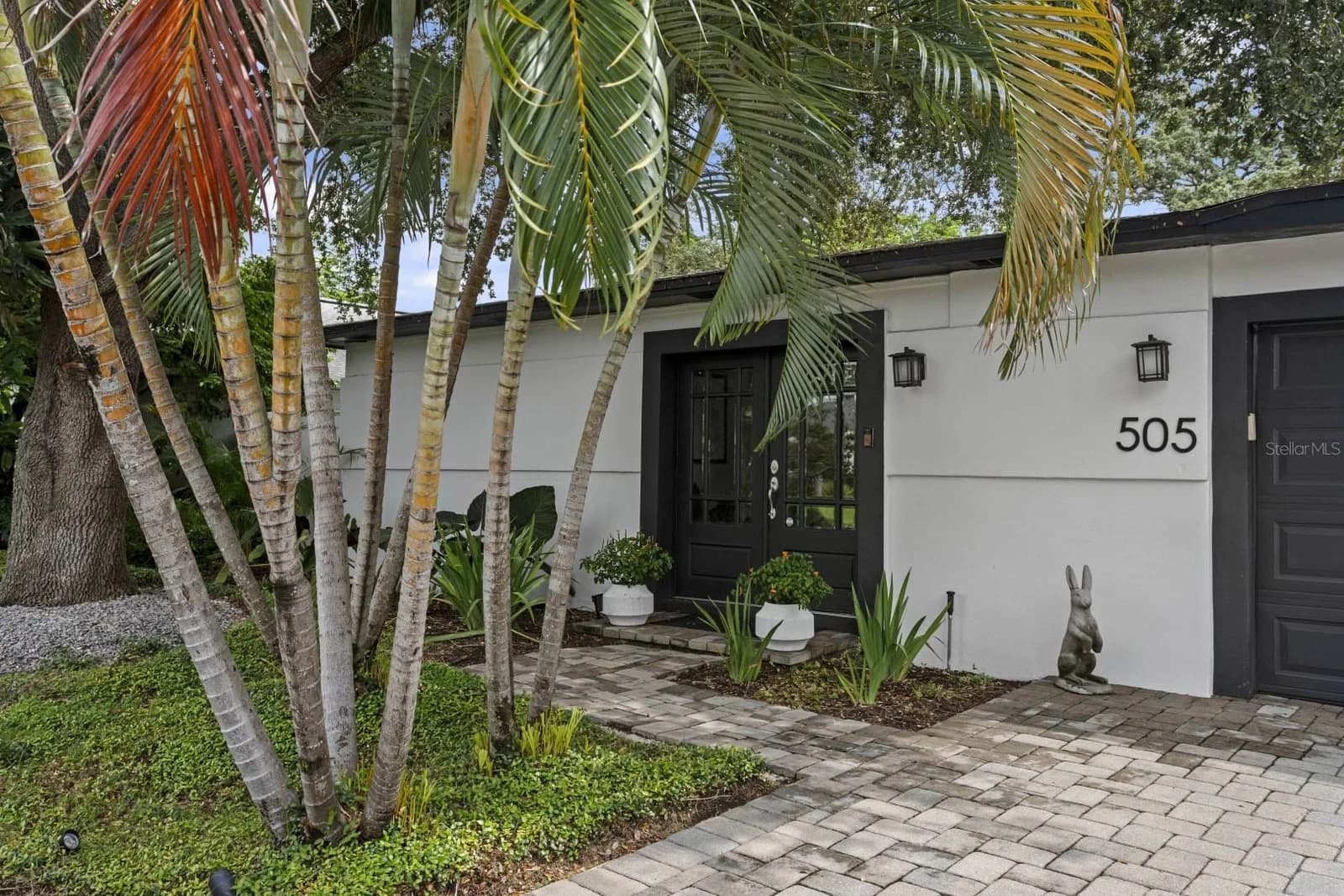 505 BEVERLY Avenue