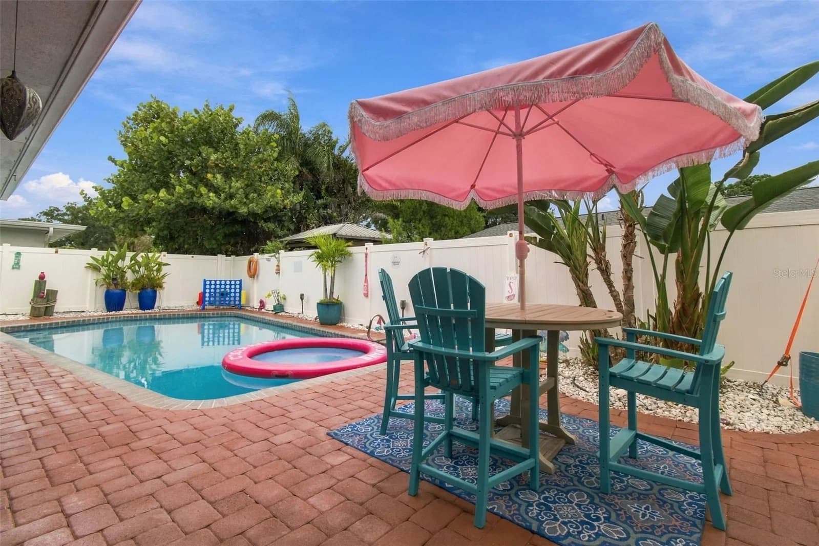 8401 BOULDER Place