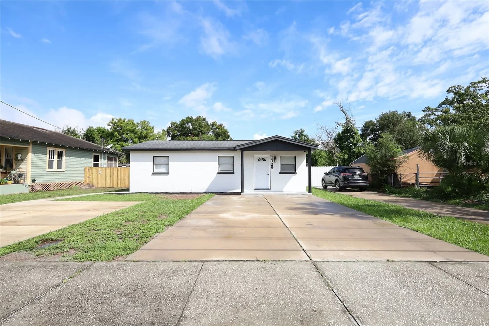 1328 PARKER Street