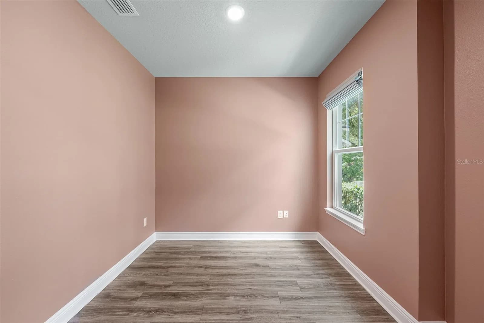 Photo 5 of 204 ALBANY Avenue #2