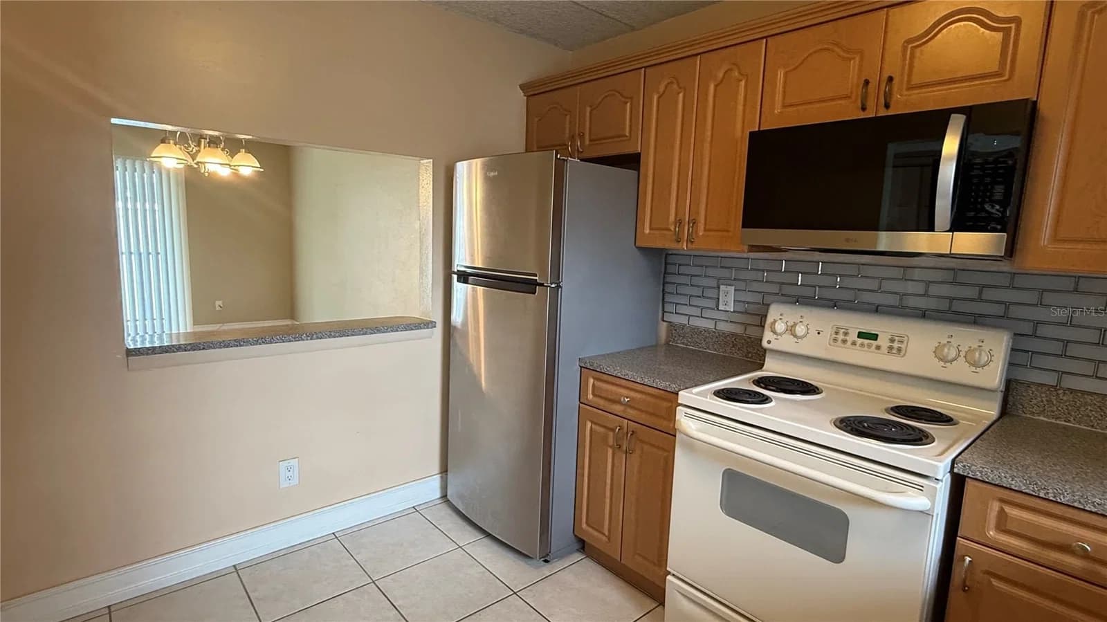 Photo 4 of 2830 SOMERSET PARK Drive #202
