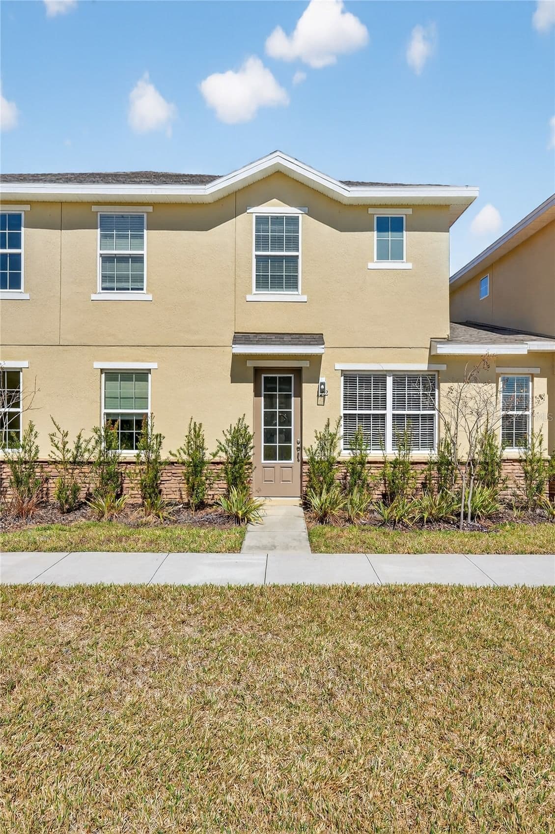 172 HOLLY VILLAGE