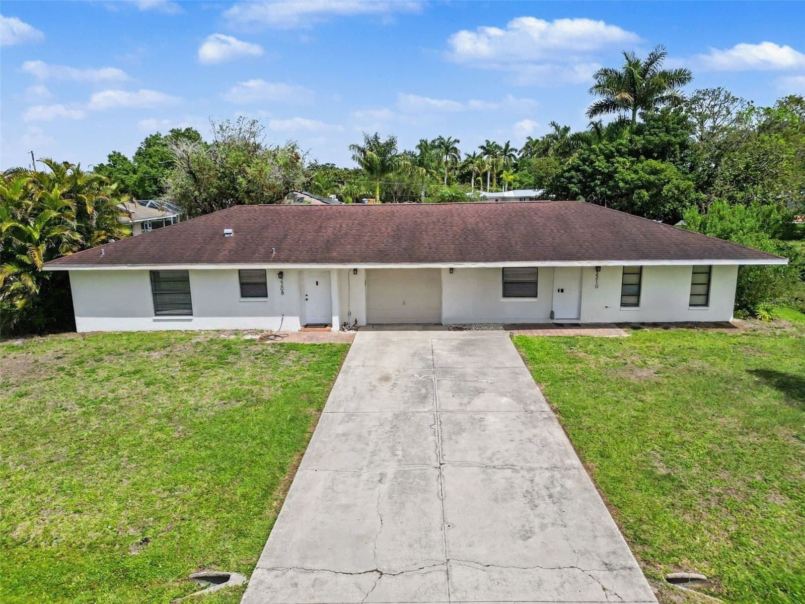 2208/2210 IRIS, Fort Myers, FL