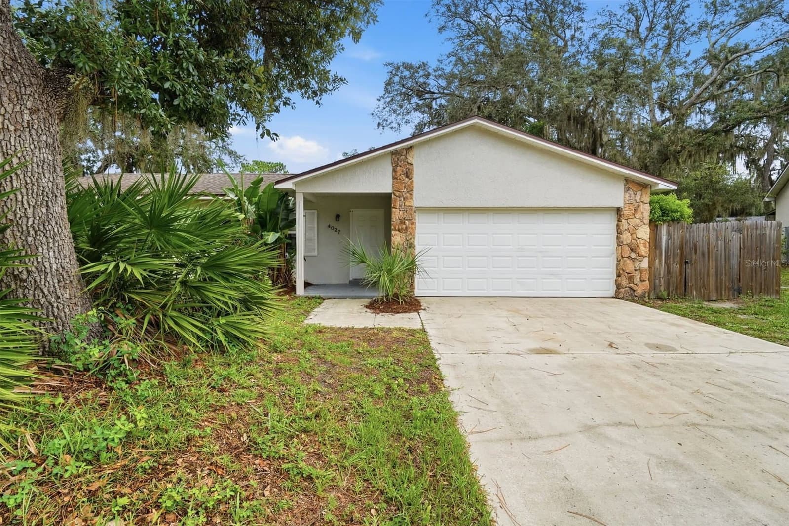 4027 WOODSONG