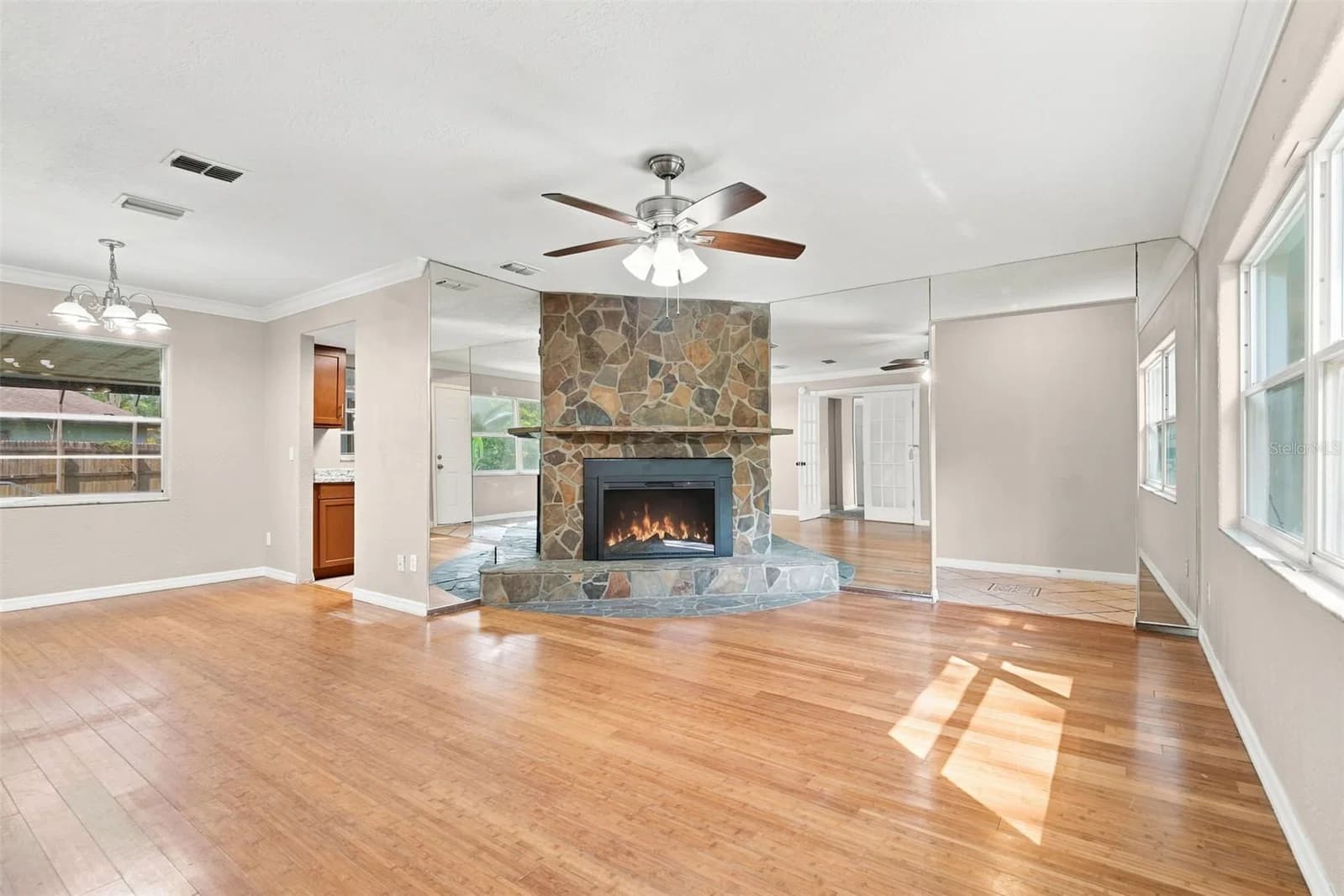 Photo 5 of 4027 WOODSONG Drive