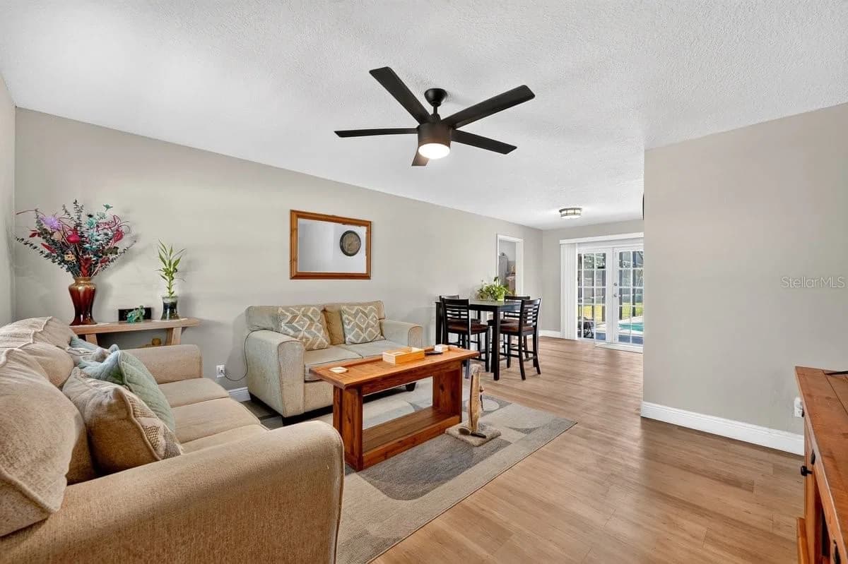 Photo 5 of 880 SEMINOLE Avenue