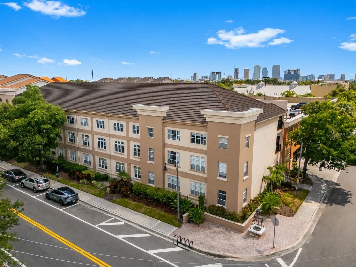 520 ARMENIA Avenue #1229E