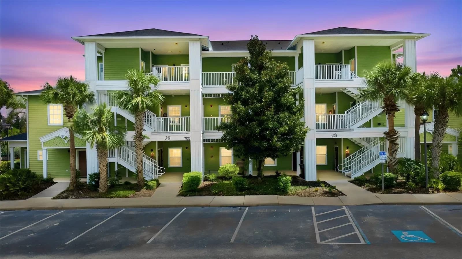 708 GRAN BAHAMA Boulevard