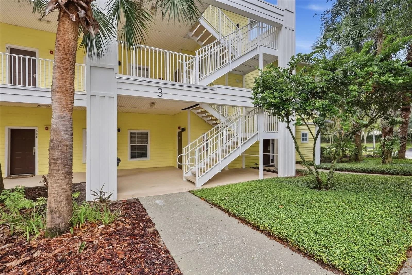 512 LUCAYA Loop