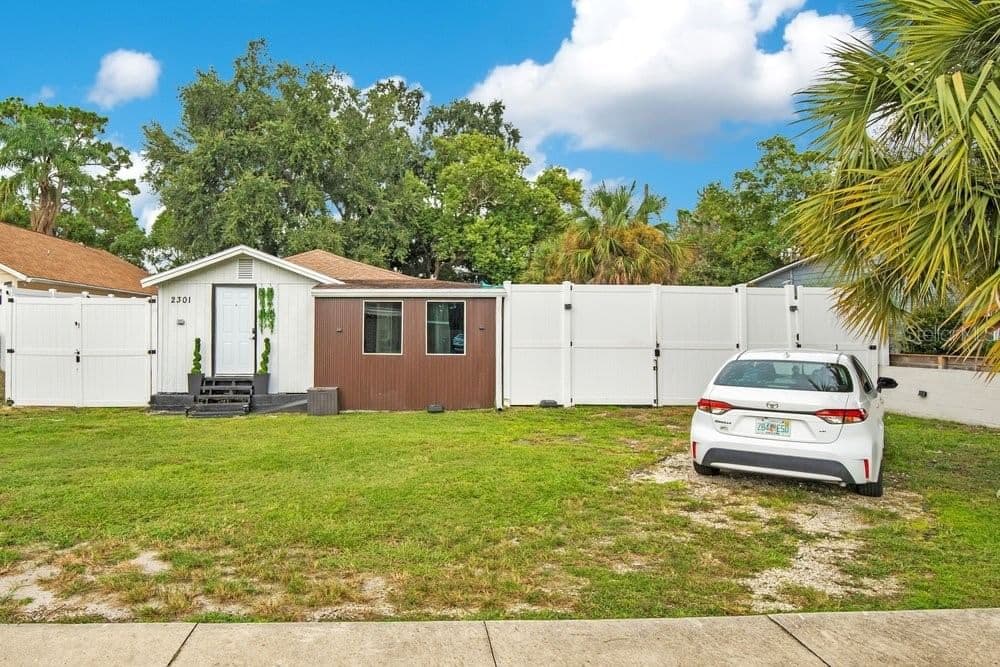 2301 DRAKE Drive
