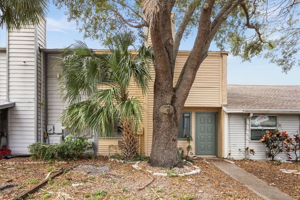 4712 STONEPOINTE