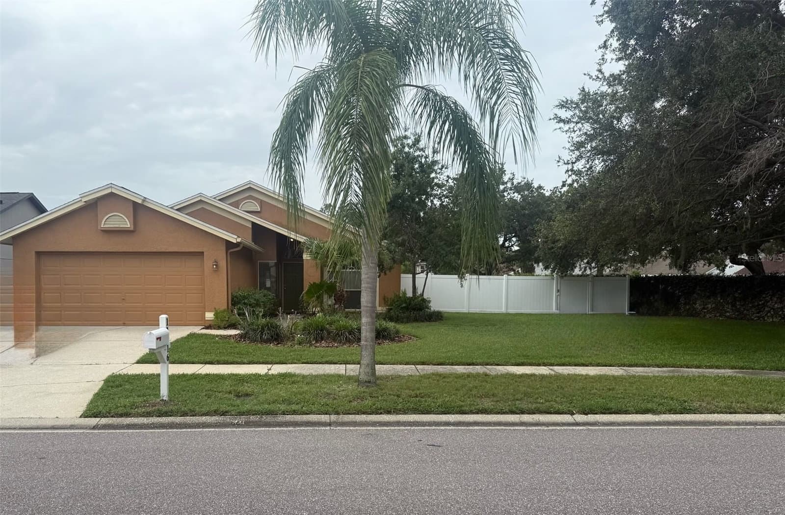 11516 WHISPERING HOLLOW