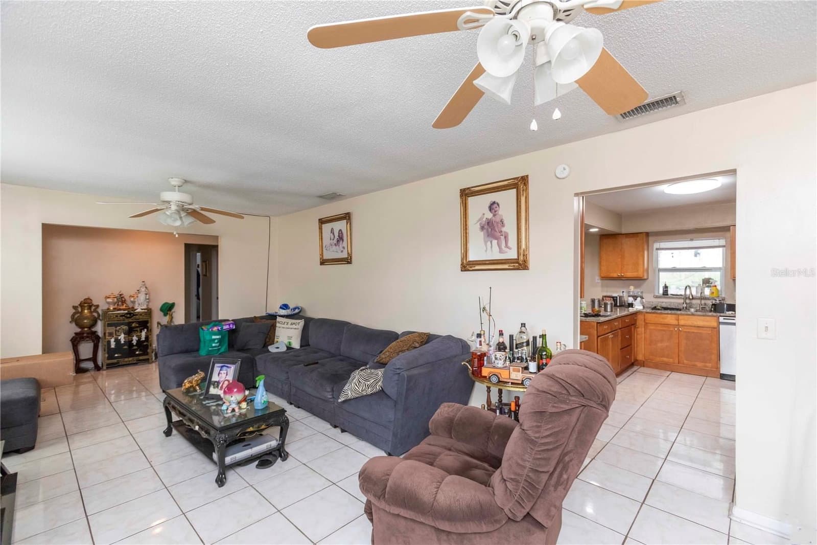 Photo 5 of 841 BRENTWOOD