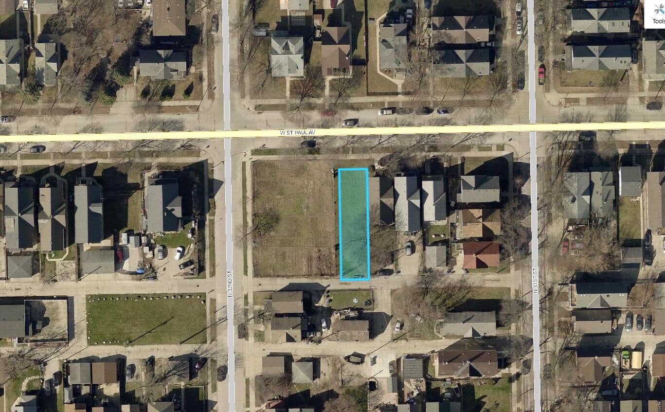 3121 St Paul