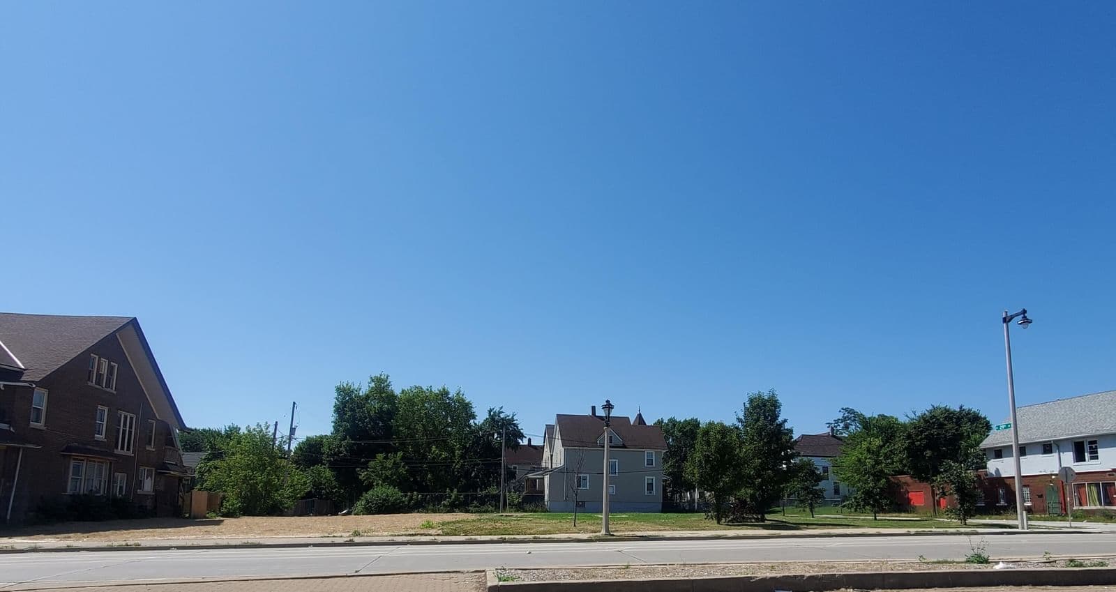 2817-2829 North