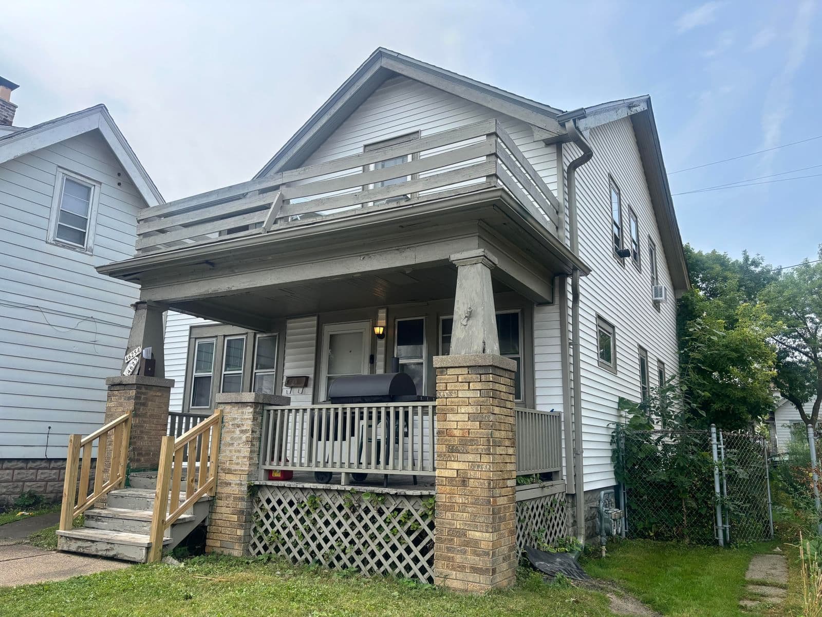 4625 Hopkins