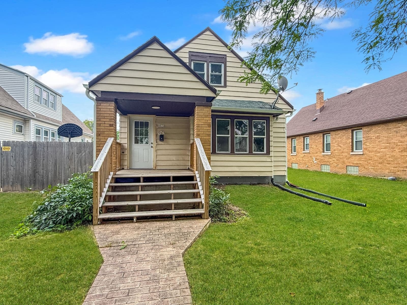 4672 40th