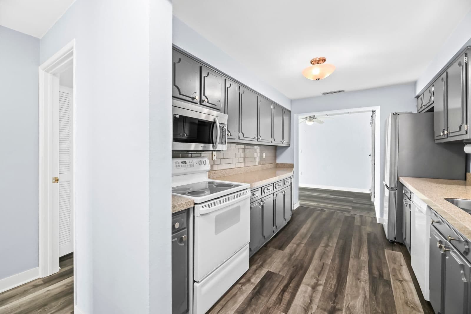2525 Shore