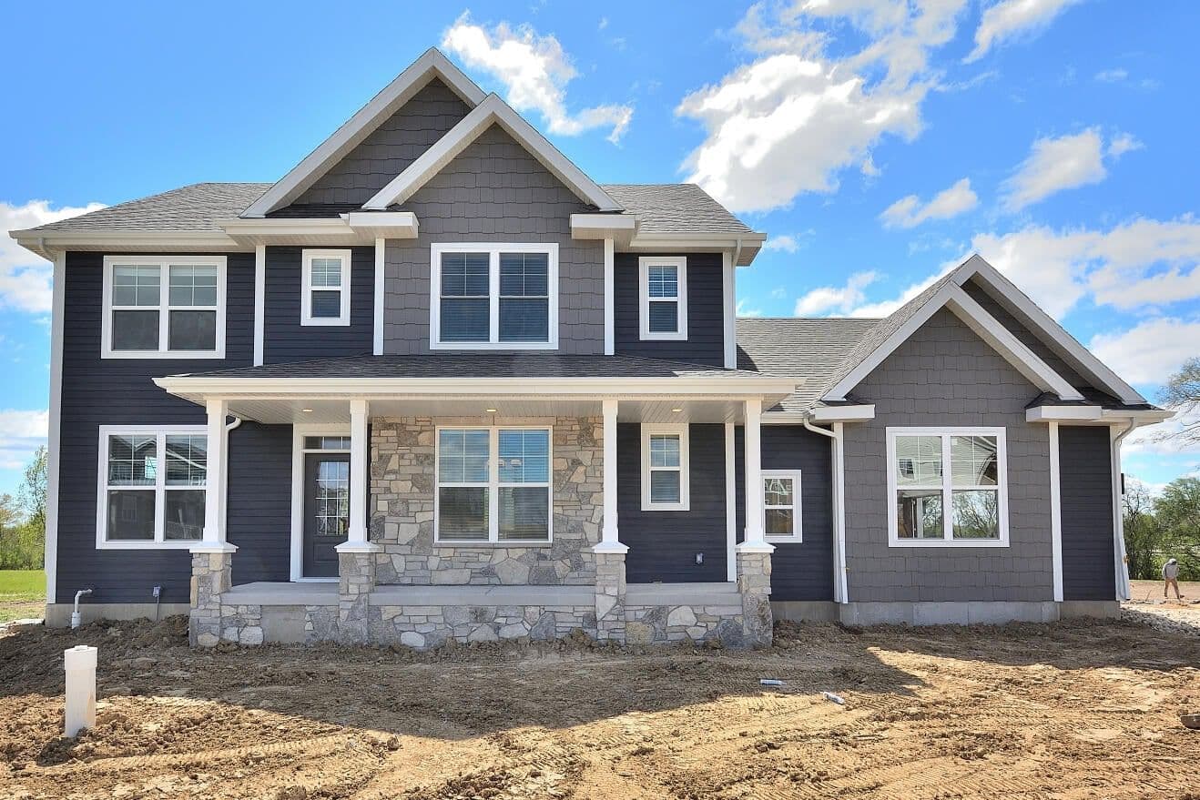 8175 Bluebird, Mequon, WI