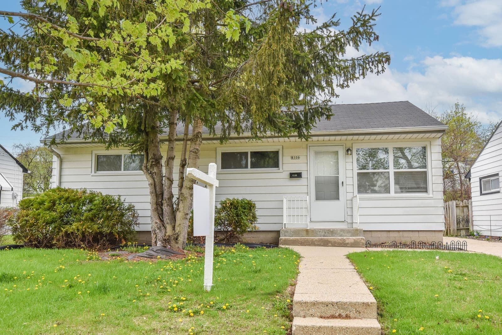 8106 Herbert