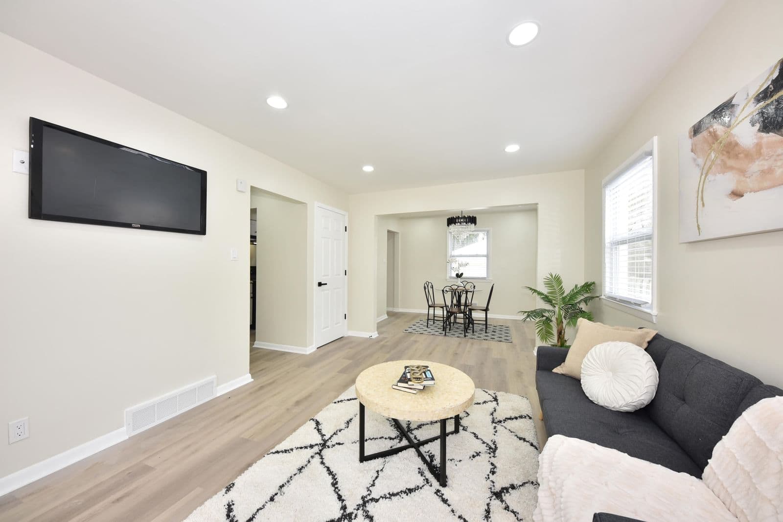 8106 Herbert