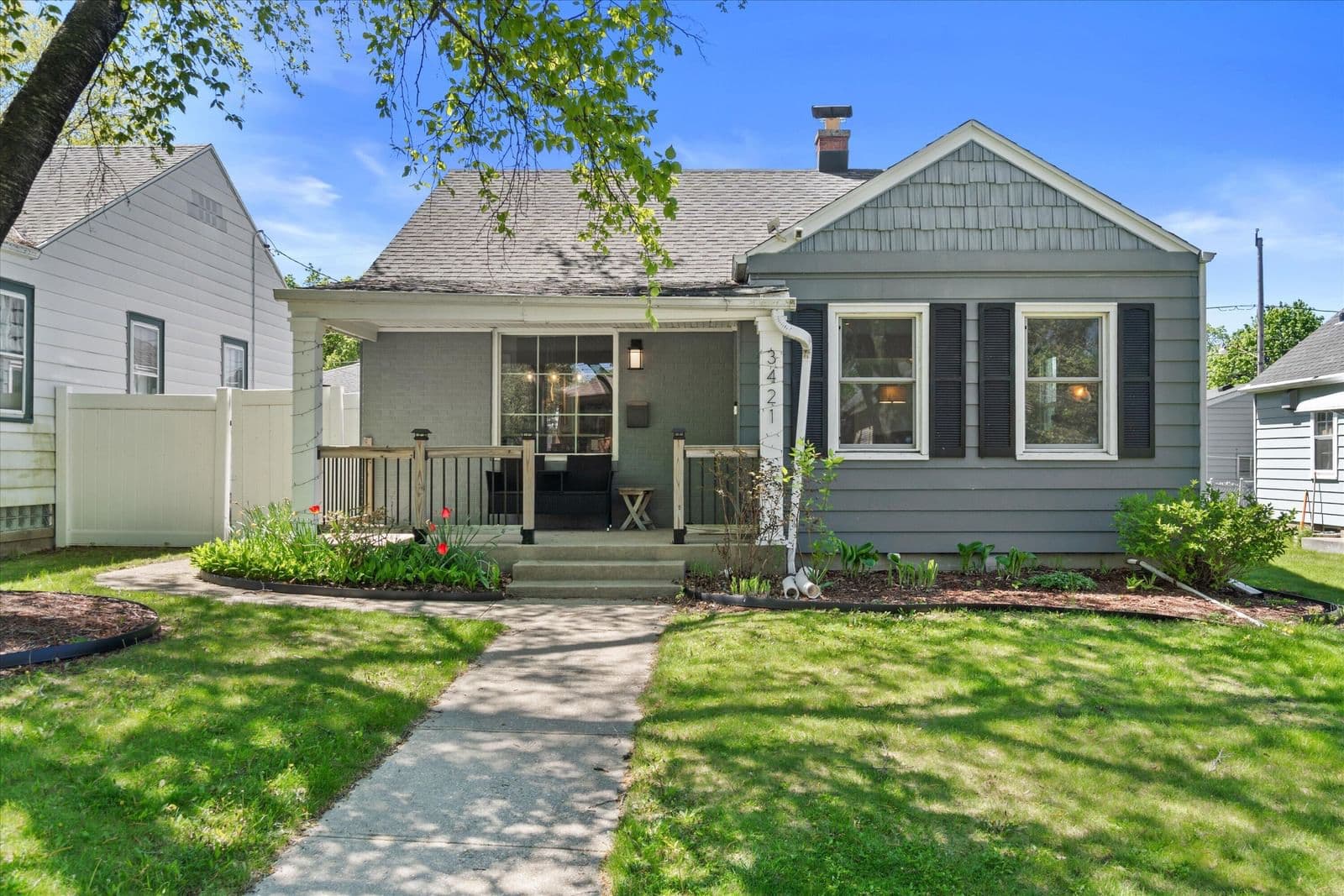 3421 Quincy