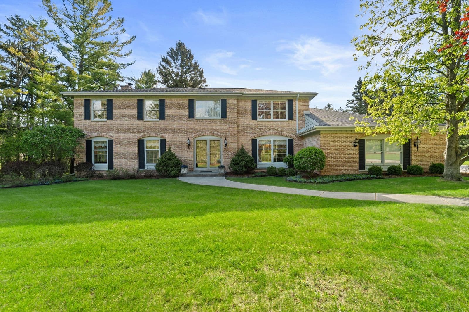 9840 Otto, Mequon, WI