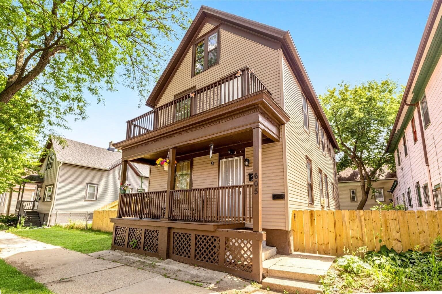 605 Wright, Milwaukee, WI