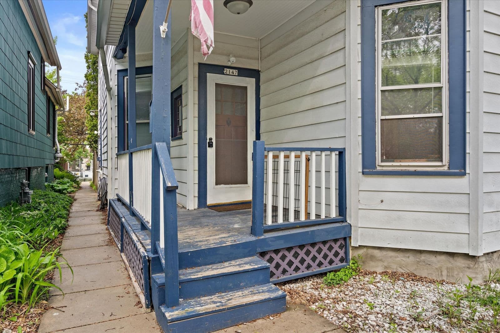 2147 Mound