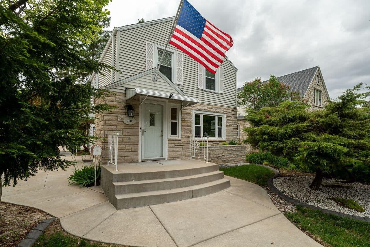 3535 Pine