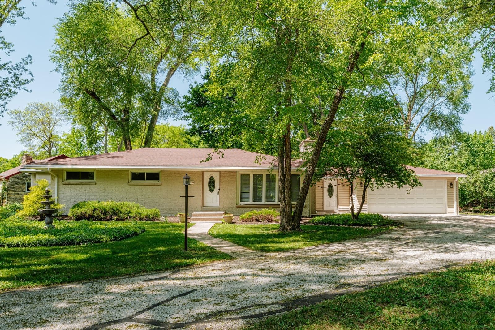 12400 Elmhurst, Elm Grove, WI