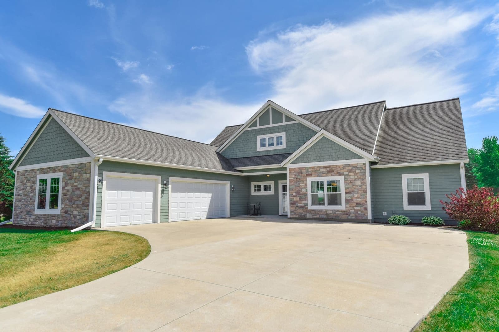 4915 Meadowview, Cedarburg, WI