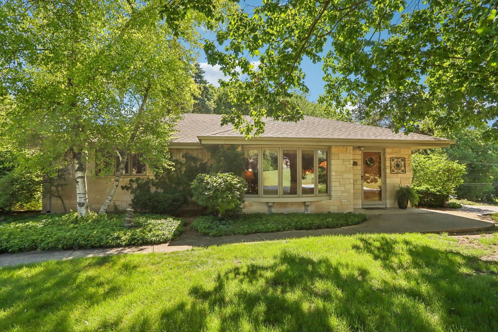 780 Michael, Brookfield, WI