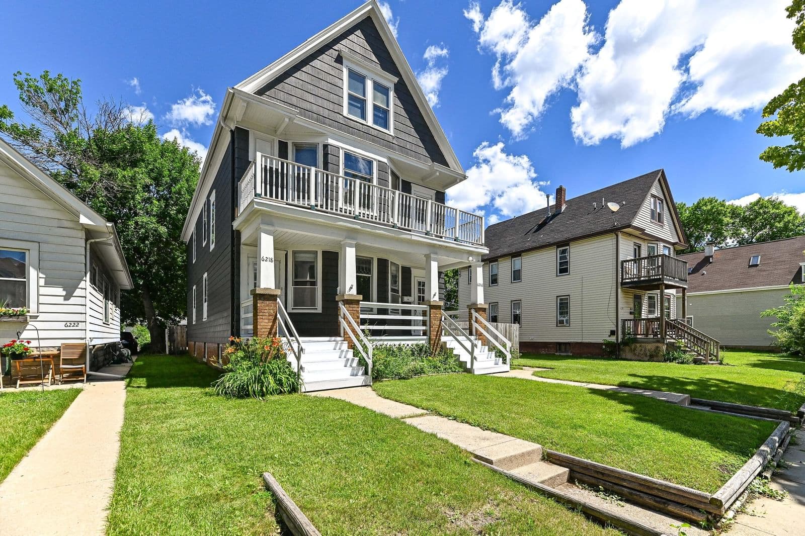 6216 Mitchell