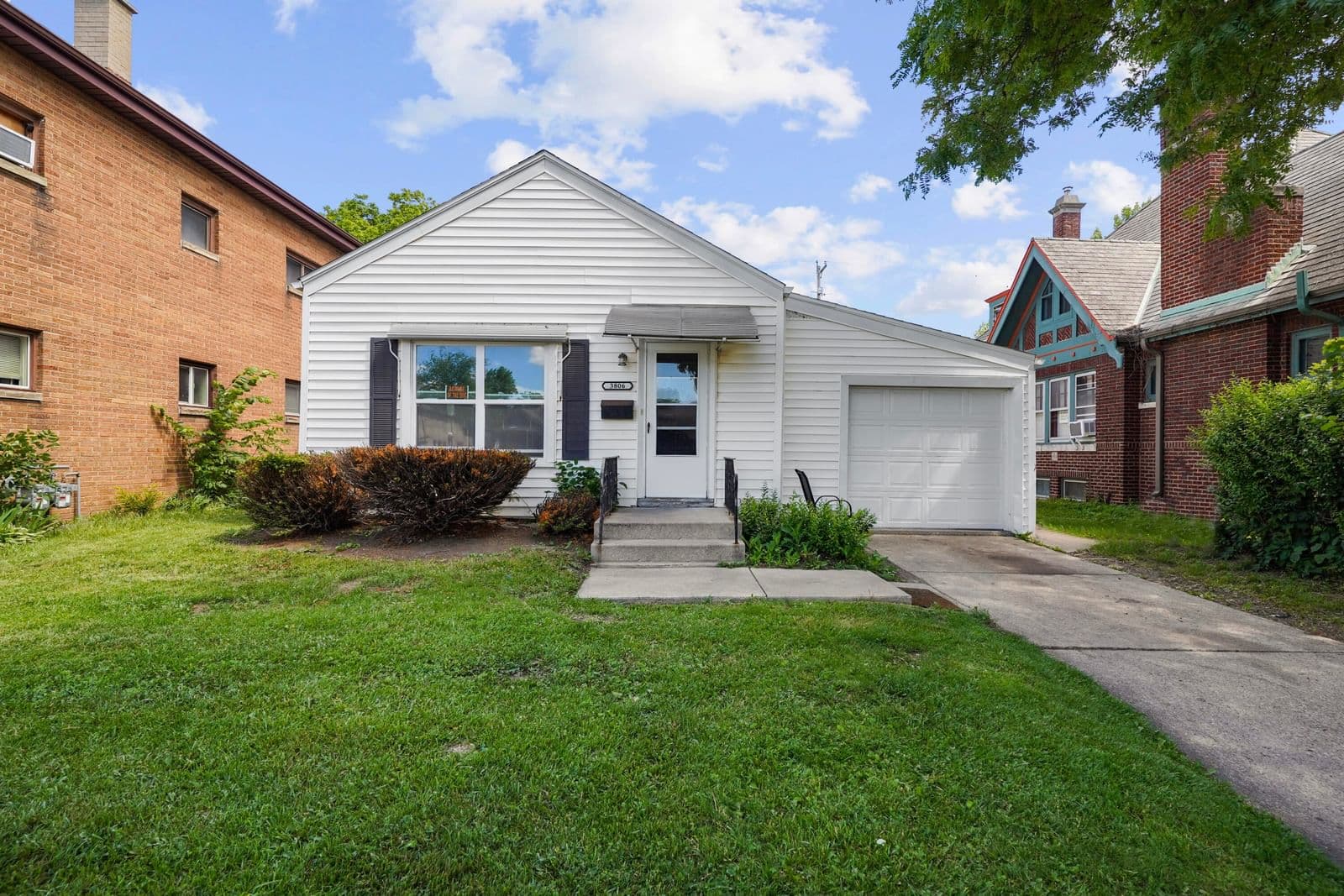3806 Washington